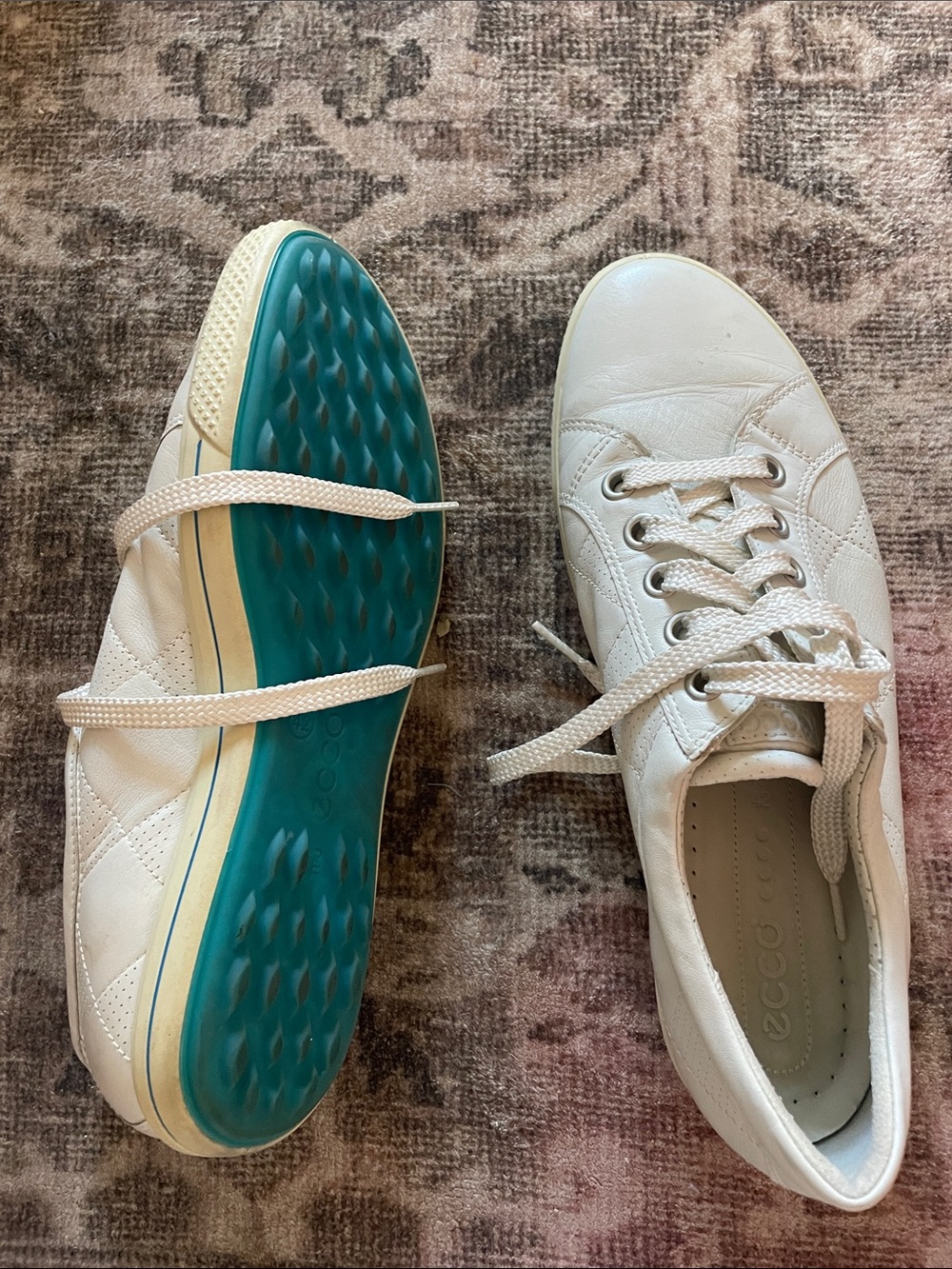 Ecco White Leather Sneakers with Teal Soles. Golf shoes